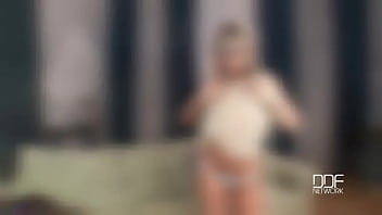 Totally nude and ready to cum