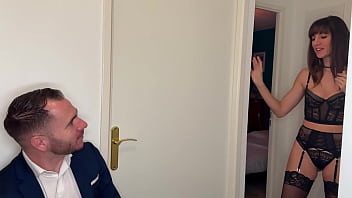 Voici une petite leçon d'éducation sexuelle avec lety howl pour nino stone ce