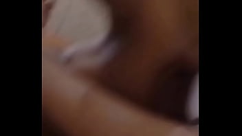 Fudendo e gozando sem parar