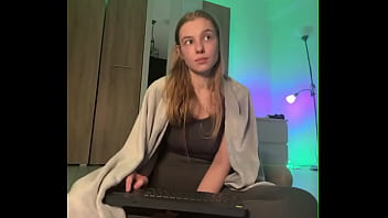 Pink pussy masturbating with blond girl