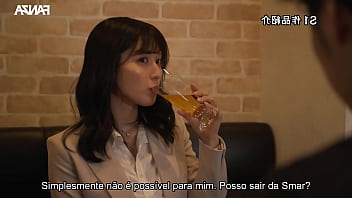 Gostosa peituda toca uma siririca na empresa e dá pro colega legendado