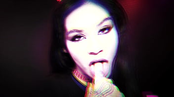 A mind blowing and hot facial for delilah dagger