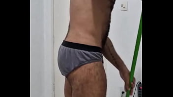 Does anyone have a turn on for men doing house chores in their raggedy old underwear