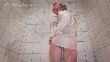 Shower sex with beautiful latina