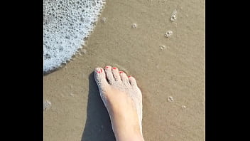 Beach sun and divine feet