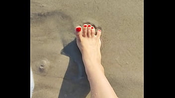 Beach sun and divine feet