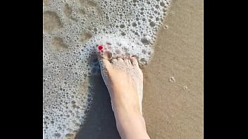 Beach sun and divine feet