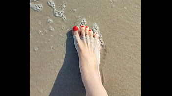 Beach sun and divine feet