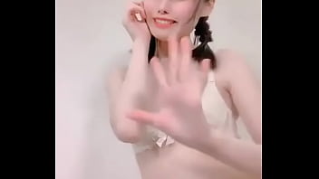 Chinese girl while pregnant very sexy