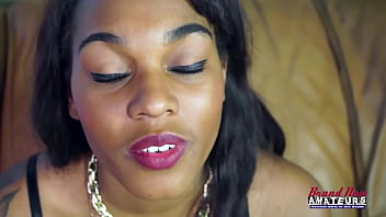 Skylar gets on the couch to let him put that fast toy on her clit