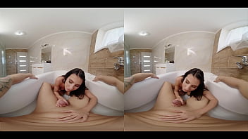 She fucks me in the bathtub virtual real porn