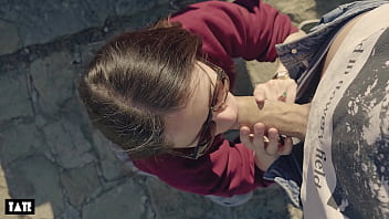 Amateur whore wants cock at outdoors deepthroat with stranger