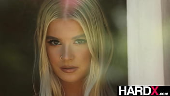 Babe Sky Wonderland Throat Fucked & Smashed By Huge Dick thumbnail