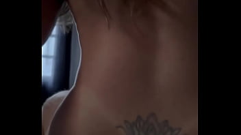 Sentando com o cuzinho