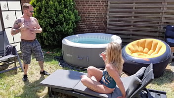 Gratis melody pleasure outdoor pictures session & comedy introduction