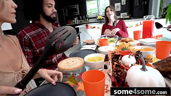 Thanksgiving Game Ends With Fourway Party With Three Hot Teens thumbnail