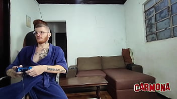 Madsta most que meter numa buceta é melhor que jogar video game