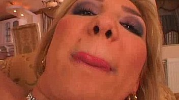 Sexy Chick Sucking Dick Like Playing The thumbnail