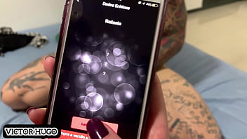 Jogo da sedução com a loira peituda