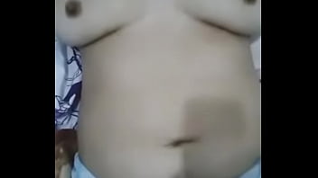 Aurora desnudándose