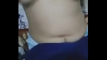 Aurora desnudándose