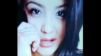 Had to cum on her face