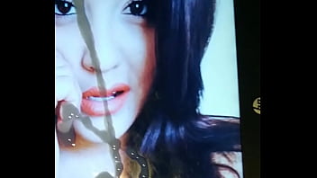 Had to cum on her face