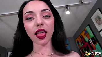 Cecelia taylor services my dick with her hands and cunt