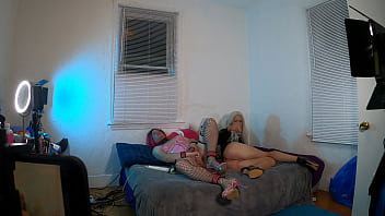 Trans Women Masturbation Till Orgasm Together thumbnail