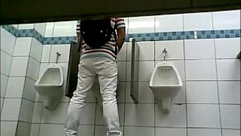 Pegação Em Banheiro De Supermercado 7 thumbnail