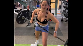 Train like a beast 45lb bar & 10lb plates each side #gym #fitness #workout #gains #weightlifting #girlswholift #mu