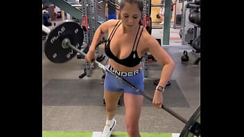 Train like a beast 45lb bar & 10lb plates each side #gym #fitness #workout #gains #weightlifting #girlswholift #mu