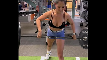 Train like a beast 45lb bar & 10lb plates each side #gym #fitness #workout #gains #weightlifting #girlswholift #mu Train like a beast 45lb bar & 10lb plates each side #gym #fitness #workout #gains #weightlifting #girlswholift #mu