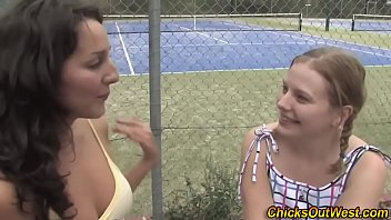 Real lesbians eat out