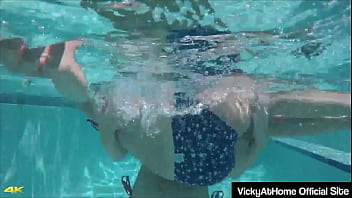 Chesty beauties vicky vette and rachel storms licking cunt at the pool