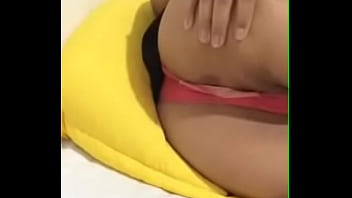 Shows himself on camera 2kopnea