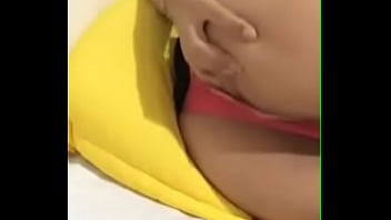 Shows himself on camera 2kopnea