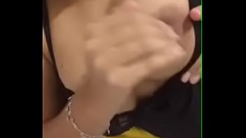 Shows himself on camera 2kopnea