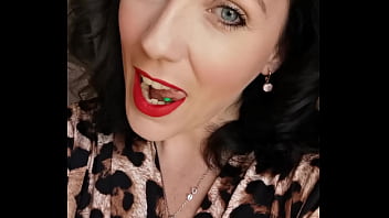 Plein de gros bisous pour ce long week end de pâques profitez bien mes chocos