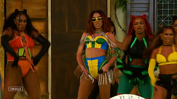 Anitta Performs Live At Coachella Full Set Weekend One thumbnail