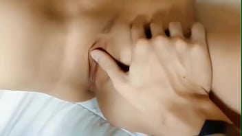 Primer Plano De Mi Coño Lleno De Semen thumbnail