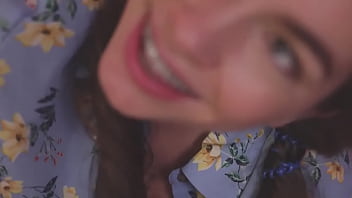 Teen w braces foot worship