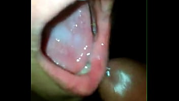 Tirando leite de piroca