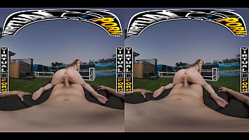 Virtual porn kimberly snow notices johnny's boner in the hot tub & can't resist getting a taste of it