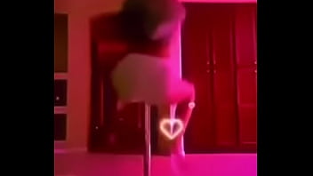 Pole dancing thot
