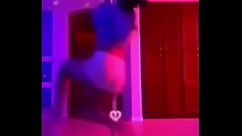 Pole dancing thot