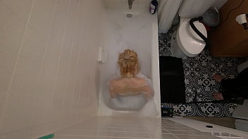 Blonde slut hangs herself while jacking herself off