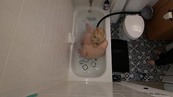 Blonde slut hangs herself while jacking herself off