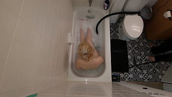 Blonde Slut Hangs Herself While Jacking Herself Off thumbnail