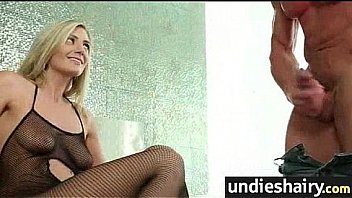 Hairy pussy in lacy undies 28